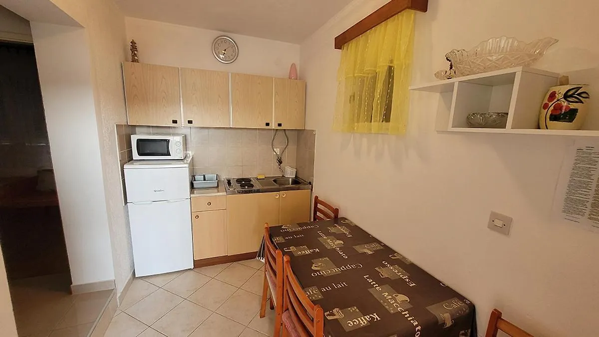 Apartmani Krizanac Donji Okrug  Apartment Donji Okrug (Ciovo)