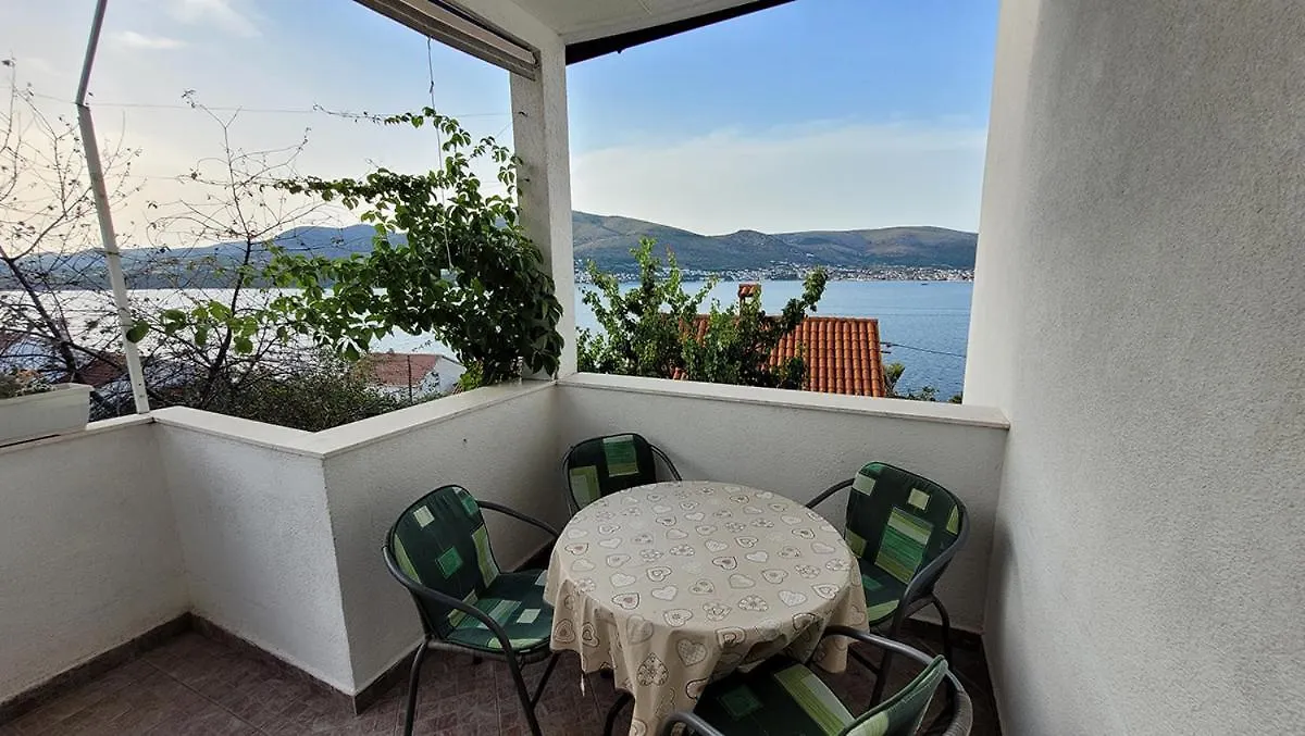 Apartmani Krizanac Donji Okrug  0*, Donji Okrug (Ciovo) Croatia